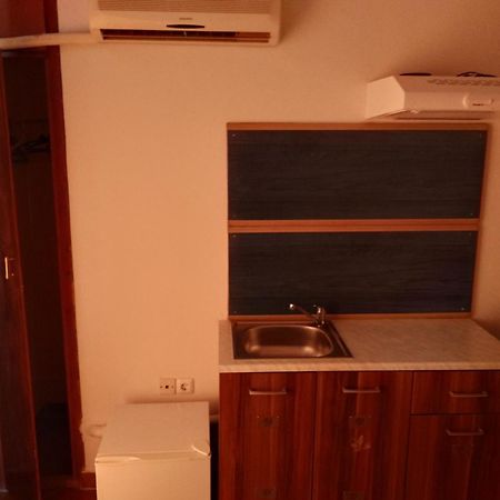 Atlantis Otel Ermoupoli Dış mekan fotoğraf