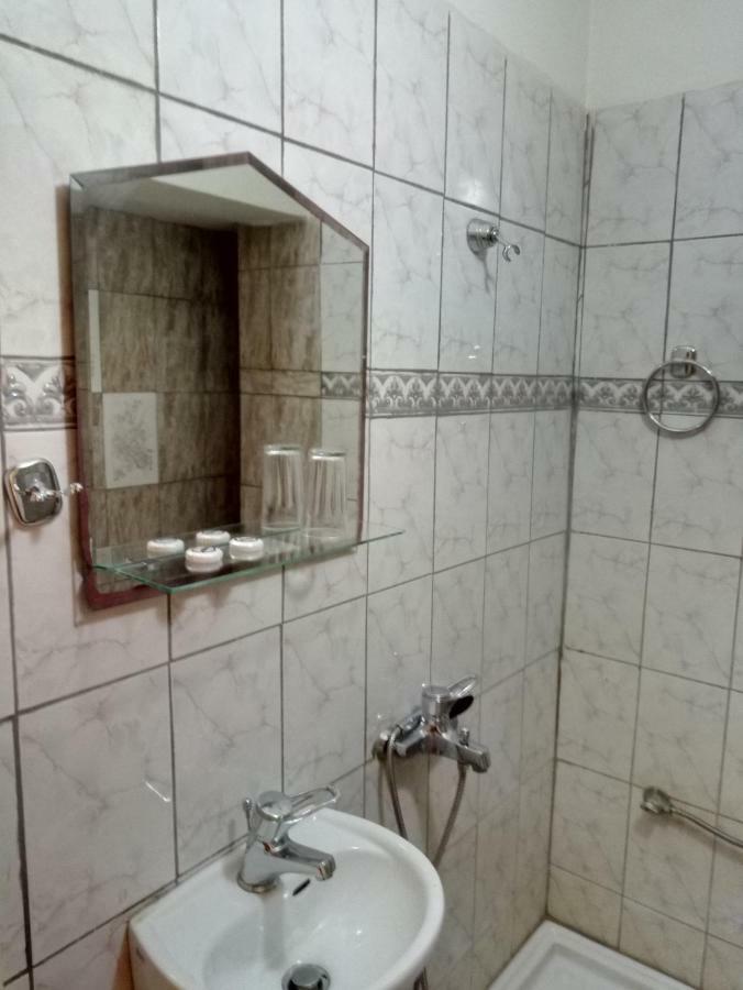 Atlantis Otel Ermoupoli Dış mekan fotoğraf