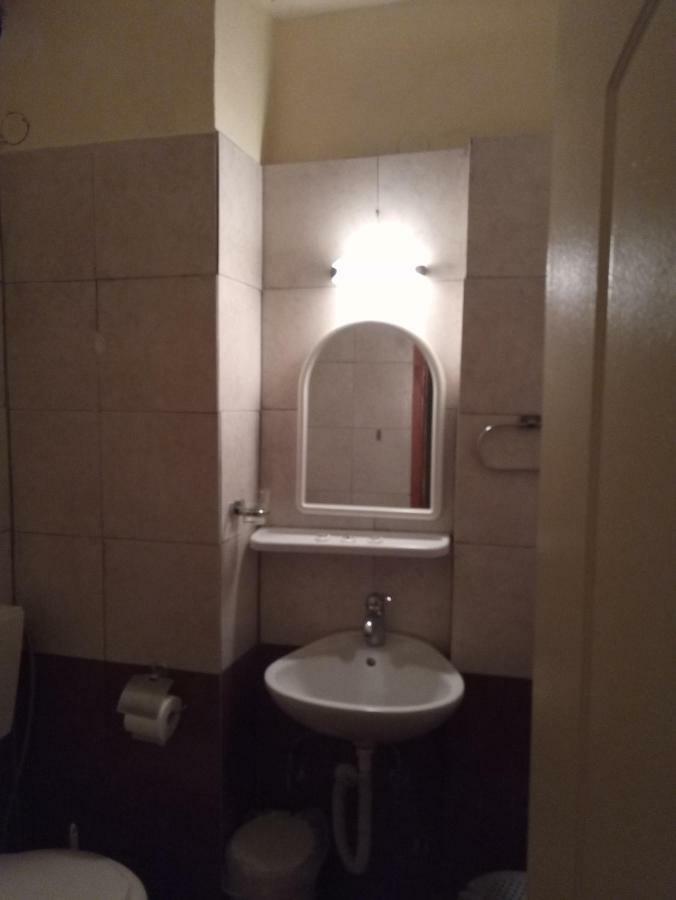 Atlantis Otel Ermoupoli Dış mekan fotoğraf