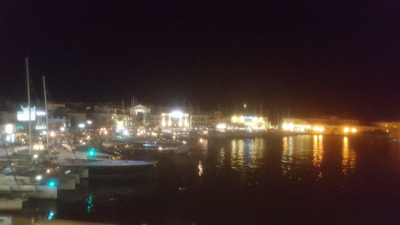 Atlantis Otel Ermoupoli Dış mekan fotoğraf