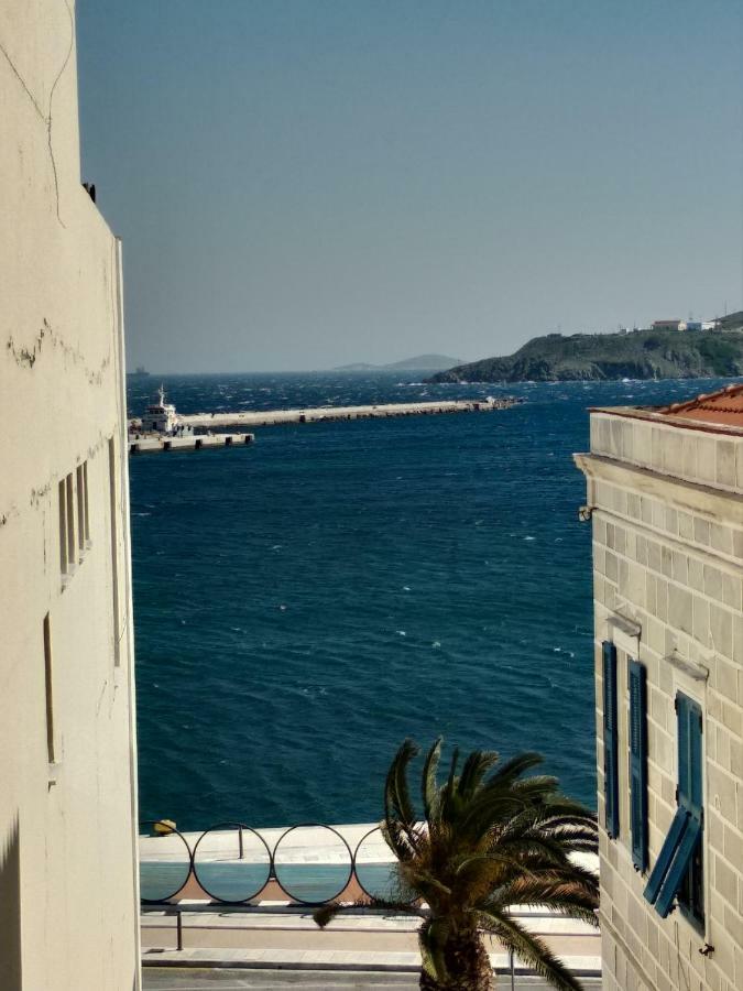 Atlantis Otel Ermoupoli Dış mekan fotoğraf