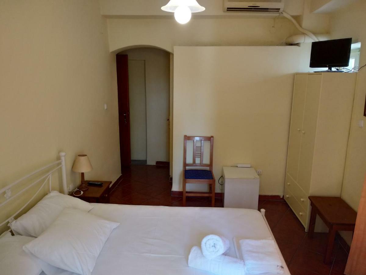 Atlantis Otel Ermoupoli Dış mekan fotoğraf