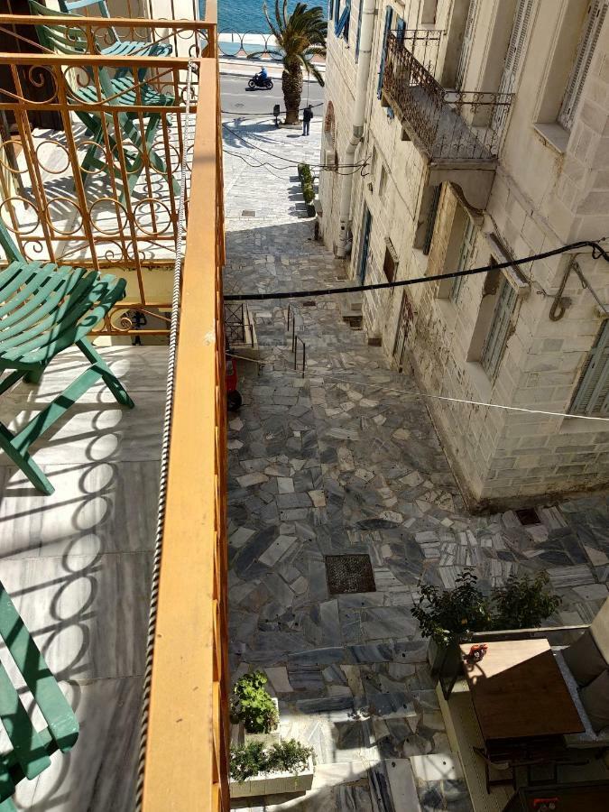 Atlantis Otel Ermoupoli Dış mekan fotoğraf